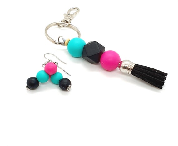 Tassel Keyring and Beaded Earrings / Pink Earrings / Pink Keychain