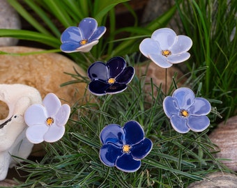 Fleurs en céramique, nuances de bleu, fleurs faites à la main à partir de 5 pétales, bouchon de fleur, cuit deux fois, fleurs en céramique
