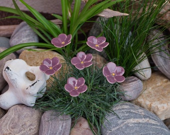 Keramikblumen, verschiedene lila Farben, Blüte, Blumenstecker, Blumen aus Keramik mit lila Farbnuancen, handgefertigt  aus 5 Blütenblättern