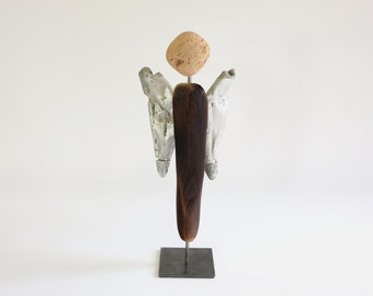 Treibholz Skulptur, Engel, Treibholz, Figur, Holz Skulptur mit verwittertem Metall
