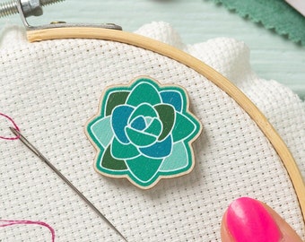 Succulent Magnetic Needle Minder : Wooden Embroidery Cross Stitch Tool