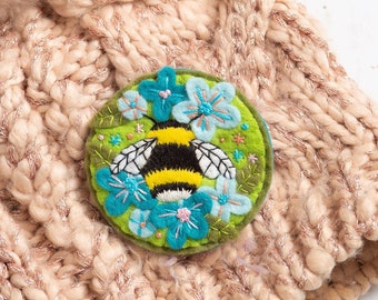 Bumblebee Hand-Embroidered Brooch Pin Bumblebee Hand-Embroidered Brooch Pin