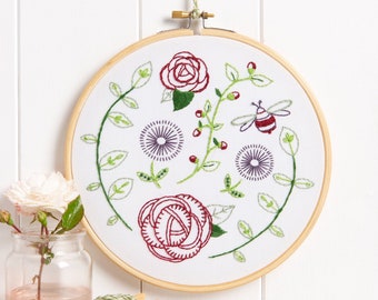 Rose Garden Embroidery Kit - Beginner Embroidery Kit - Botanical Embroidery Kit - Rose Embroidery Kit - Easy Embroidery Pattern - Modern Kit