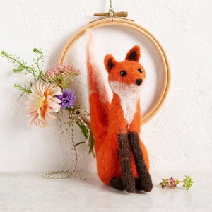 Fox Needle Felting Kit Needle Felting Kit for Beginners Needle Felted Fox Complete Needle Felting Kit Learn Needle Felting image 1