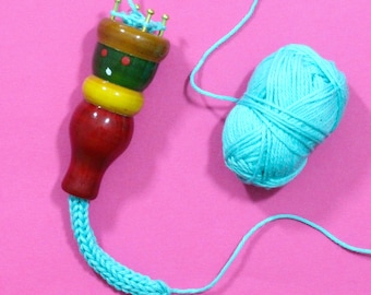 French Knitting Dolly : Cord Maker and Braiding Tool