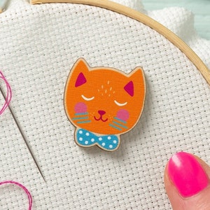 Cat Magnetic Needle Minder - Tool for Embroidery - Cross Stitch Accessory - Gift for Cat Lover - Gift for Stitchers - Stitching Tool