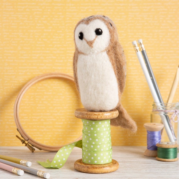 Barn Owl Needle Felting Kit Beginner Needle Felting Kit Easy Felting Kit  Needle Felted Owl Kit Felted Barn Owl Simple Craft Kit 