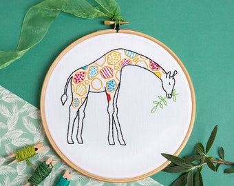 Giraffe Embroidery Kit - Embroidery Kit for Beginners - Animal Embroidery Kit - Nursery Embroidery Pattern - Easy Embroidery Kit