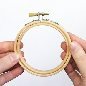 Wooden Embroidery Hoop 3&quot; - 8cm Small Embroidery Ring - Solid Wooden Hoop - Brass Screw - Cross Stitch Frame
