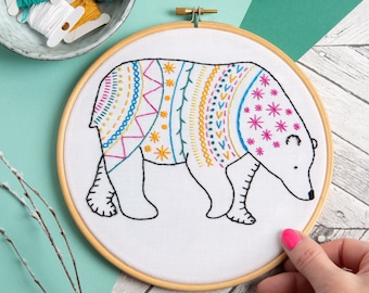 Bear Embroidery Kit - Embroidery Kit for Beginners - Embroidery Sampler Kit - Easy Embroidery Kit - Embroidered Bear Pattern - Hoop Kit