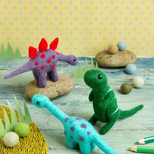 Diplodocus Needle Felting Kit Mini Needle Felting Kit Felting Kit for Beginners Easy Needle Felting Kit Dinosaur Felting Kit image 6