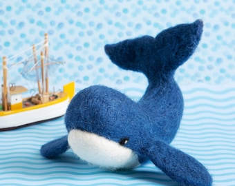 Whale Needle Felting Kit - Felting for Beginners - Learn to Needle Felt - British Wool Needle Felting Kit - Needle Felted Whale