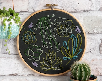 Succulents Embroidery Kit (black background) - Embroidery Kit for Beginner - Botanical Embroidery Kit - Houseplant Embroidery Kit - Hoop Kit