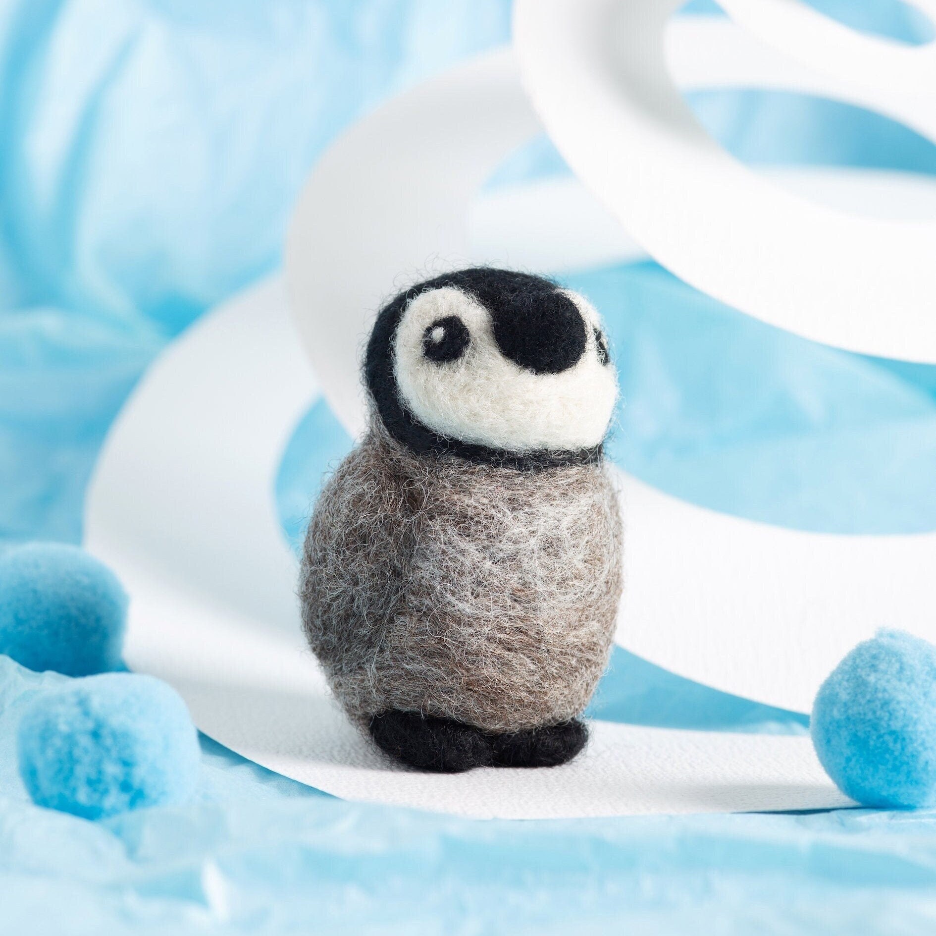 JETTINGBUY Unfinished Felt Kit Penguin Wool Needle Felt Kit Package DIY  Handmade Doll Toy