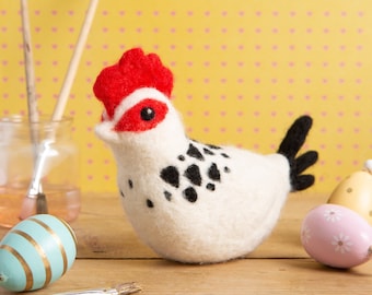 Sussex Chicken Needle Felting Kit : Beginners DIY Craft Set with British Wool