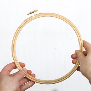 Wooden Embroidery Hoop, 9