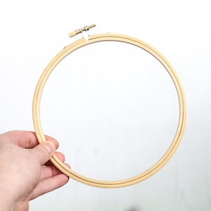 Wooden Embroidery Hoop 6&quot;  - 15cm Medium Embroidery Ring - Solid Wooden Hoop - Brass Screw - Cross Stitch Frame