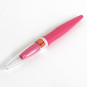 Felting Needle Holder - Holds 1-3 Felting Needles - Clover Pen Style Felting Tool - Ergonomic Felting Tool