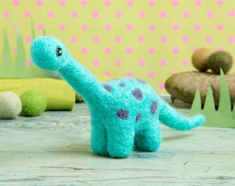 Diplodocus Needle Felting Kit - Mini Needle Felting Kit - Felting Kit for Beginners - Easy Needle Felting Kit - Dinosaur Felting Kit