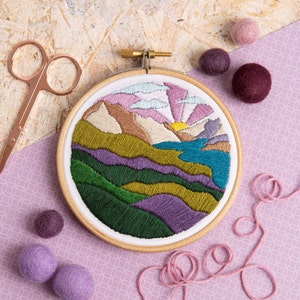 Highland Hike Mini Embroidery Kit - Satin Stitch Embroidery Kit - Scotland Embroidery - Embroidery Kit for Beginners - Mini Embroidery Kit