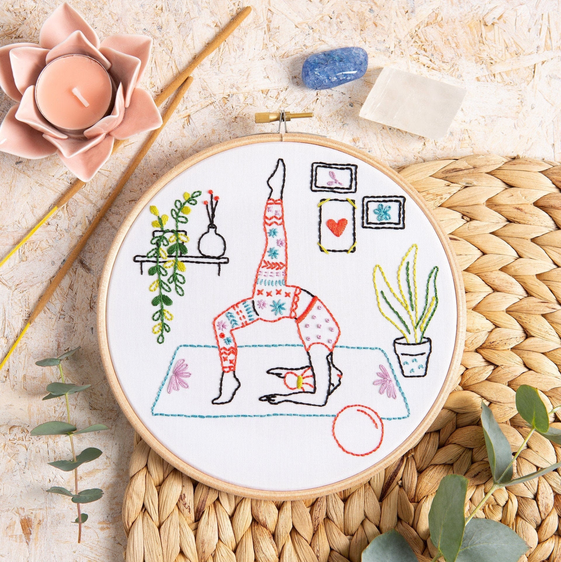 Yoga Embroidery Kit - Stretch Pilates Design - Wonderful Women Collection - Embroidery for Beginners - Feminist Pattern - Gift for Yogi