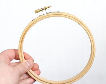 Wooden Embroidery Hoop 5" - Medium Embroidery Hoop - Solid Wooden Hoop - Embroidery Ring - Hoop for Embroidery - Cross Stitch Hoop - Frame