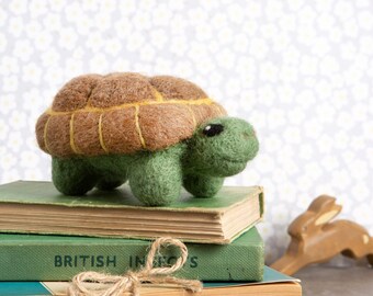 Tortoise Needle Felting Kit - Needle Felting Kit for Beginners - Needle Felted Tortoise - Easy Needle Felting Kit - Needle Felted Animal Kit