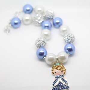 Collier Cendrillon, Collier Bubblegum Cendrillon, Collier Anniversaire Cendrillon, Collier Anniversaire Princesse image 4