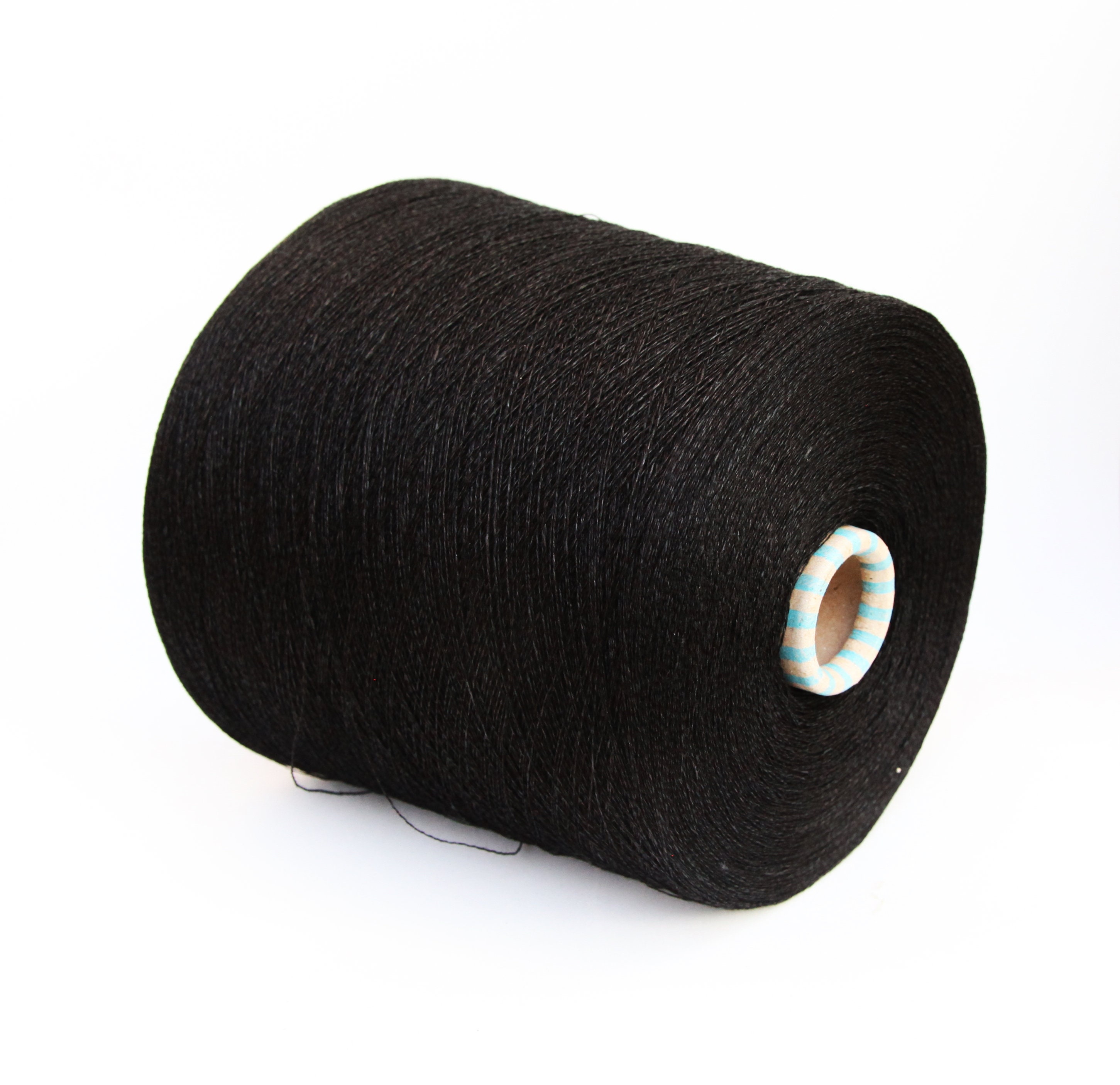 900g cone of Hemp / bamboo yarn on cone, italian yarn, lace weight yarn