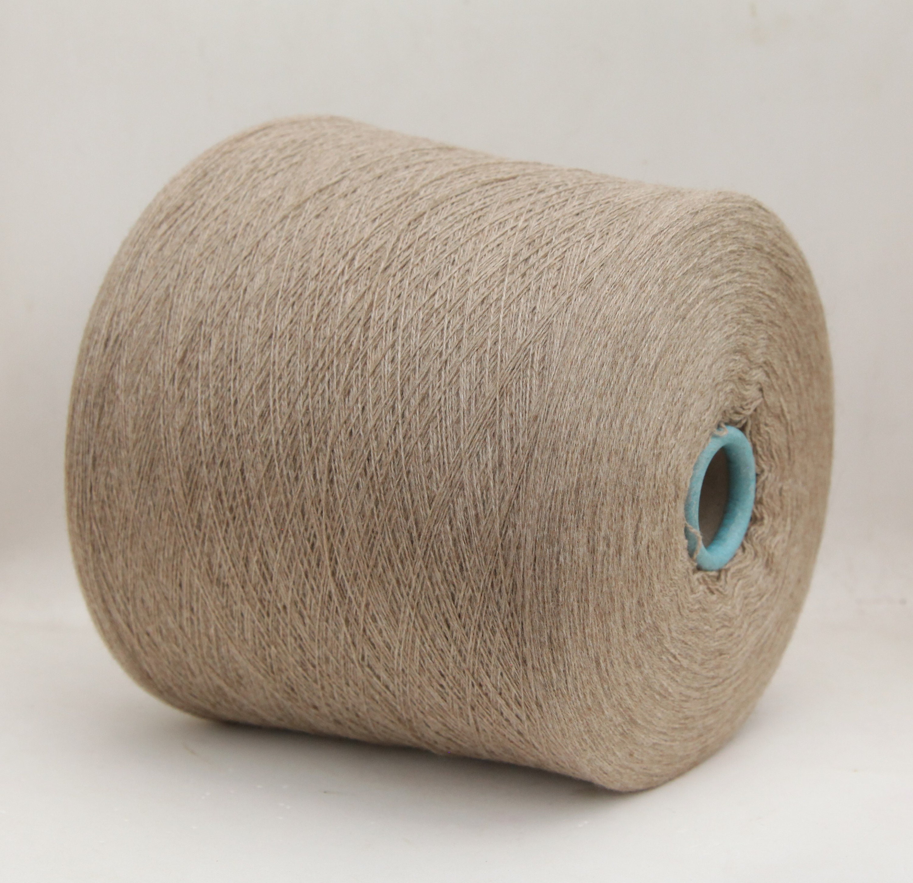 100% cashmere yarn on cone, pure cashmere yarn, lace weight yarn