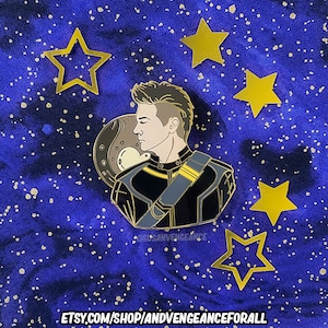 Clint Barton Astrología Chapa