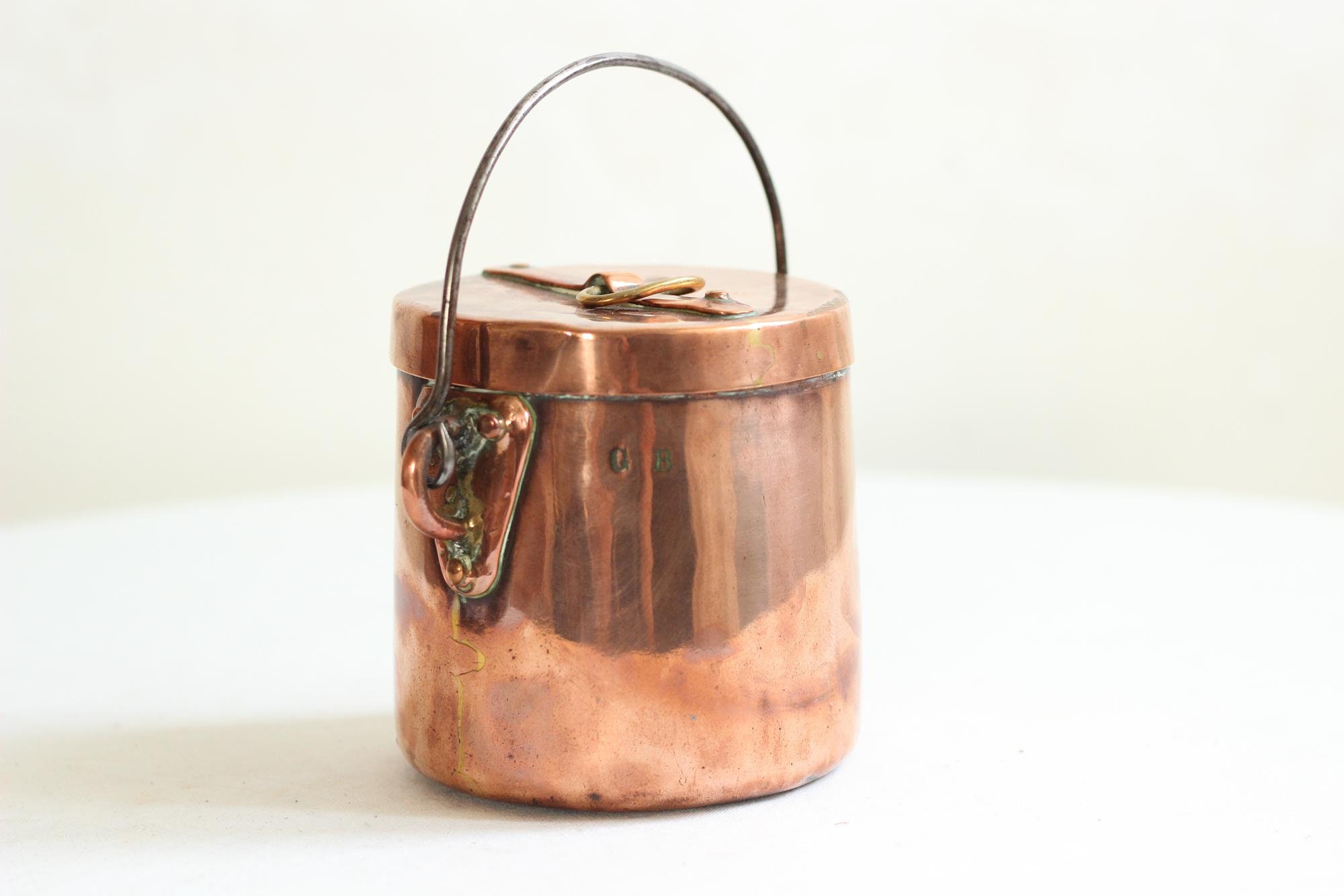 Français Antique Copper Lidded Cooking Pot/ Kitchen Storage Jar/Circa Early 1800's Époque Vintage