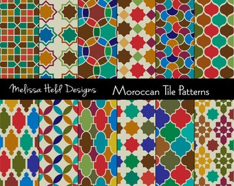 Könnte beinhalten: Ein Satz von 10 digitalen marokkanischen Fliesenmustern in verschiedenen Farben, darunter Rot, Blau, Grün, Braun und Gelb. Die Muster sind geometrisch und weisen sich wiederholende Designs auf. Der Text "Melissa Held Designs" und "Moroccan Tile Patterns" befindet sich oben im Bild.