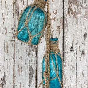 5 Aqua Glass Bottles on Rope Nautical Fish Net Buoy Ball Floats Beach ...