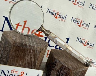 Magnifiers / Sand Timers