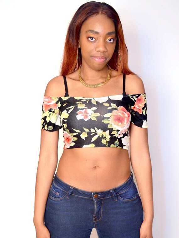 progressief Entertainment metriek Black Rose Crop top-bloemen-korte mouw-off - Etsy België