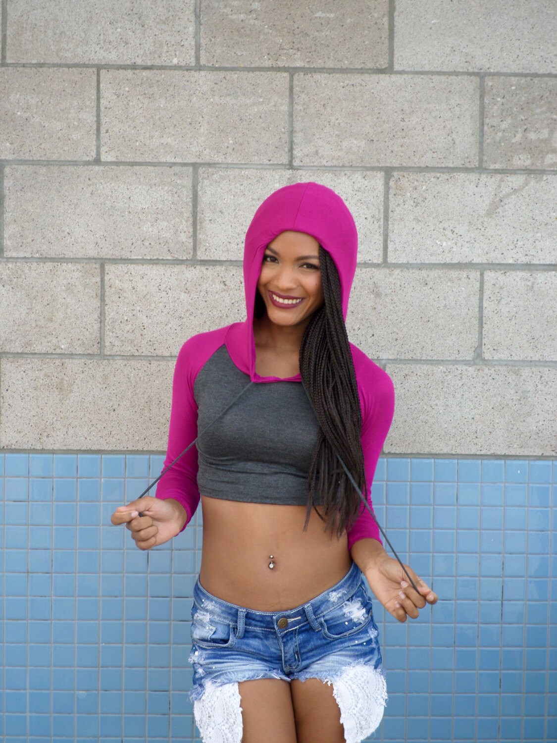 Long Sleeve White and Dark Pink Raglan Cropped Hoodie / Crop Top / Mad –  Lyla's Crop Tops