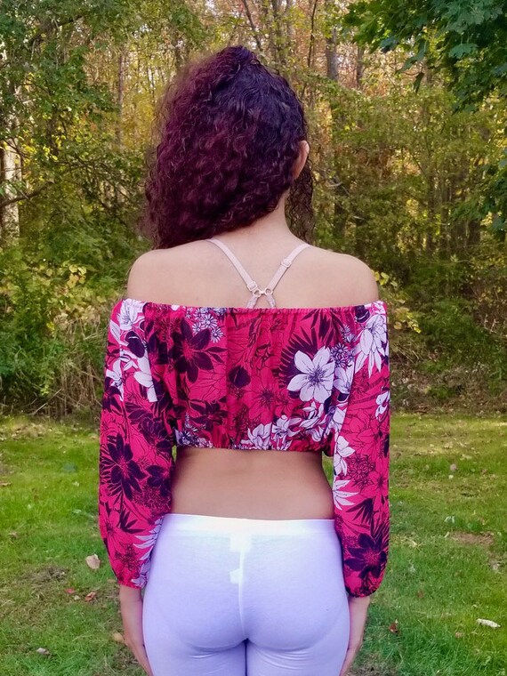 Luna Rossa rojo negro floral manga larga campesina crop Top