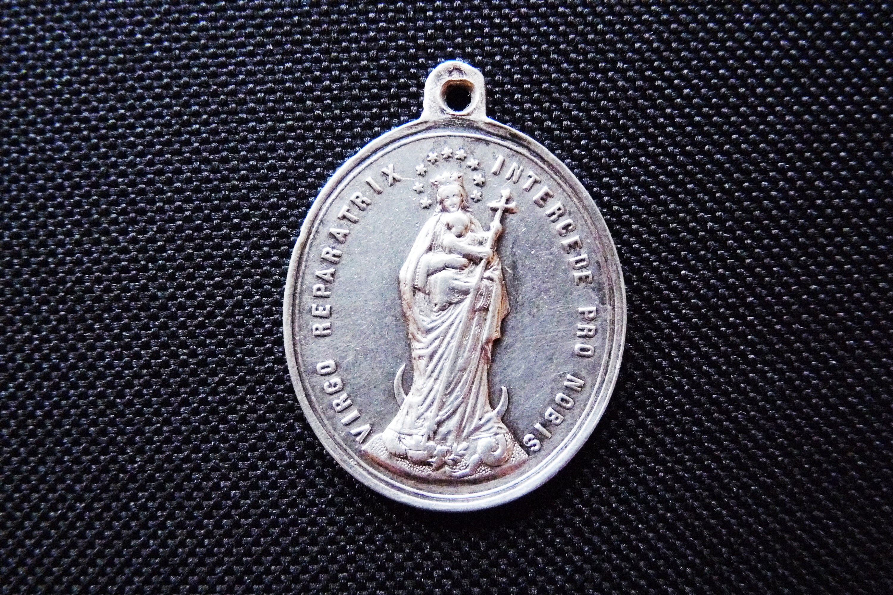 Ensemble de Médailles d'argent, Congrégation Des Enfants Marie Au Milieu Du 19E Siècle, Inscrit et V