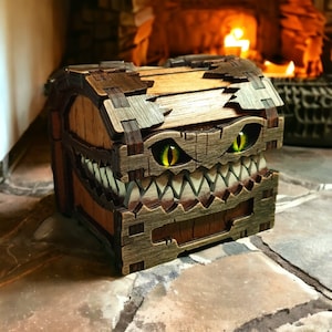 Mimic dice box, dungeons and dragons classic D20,  Mimic Treasure Chest Design, D&D DND gift, MTG, TGC