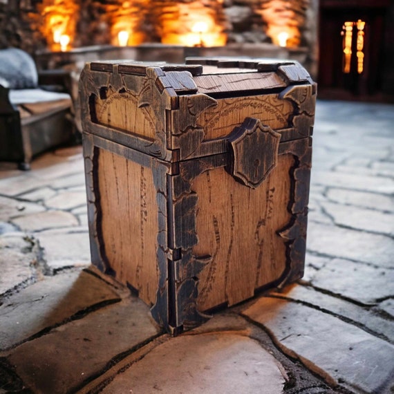 Dragonclaw MTG Deck Box – Handmade Oak & Ebony stain, Velvet Lined Magic the Gathering commander