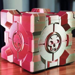 Magic the Gathering Commander Deck Box, Mana cube design