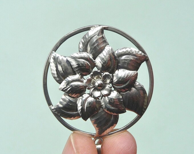 J å L. Silver Pendant. Vintage.