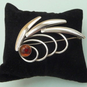 TSR (Denmark). Silver and Amber Brooch. Vintage.