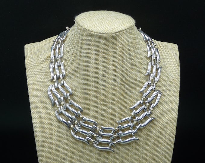 Mexico. Silver necklace. Vintage.