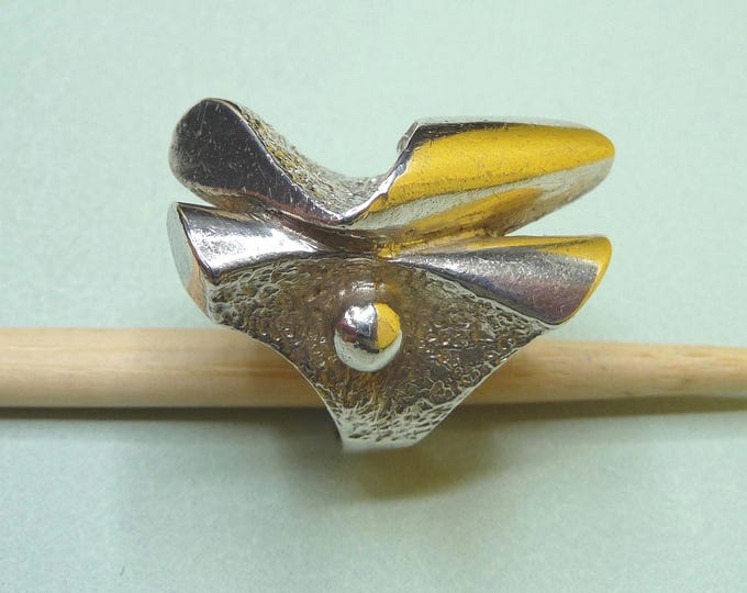 Silver ring. Vintage.