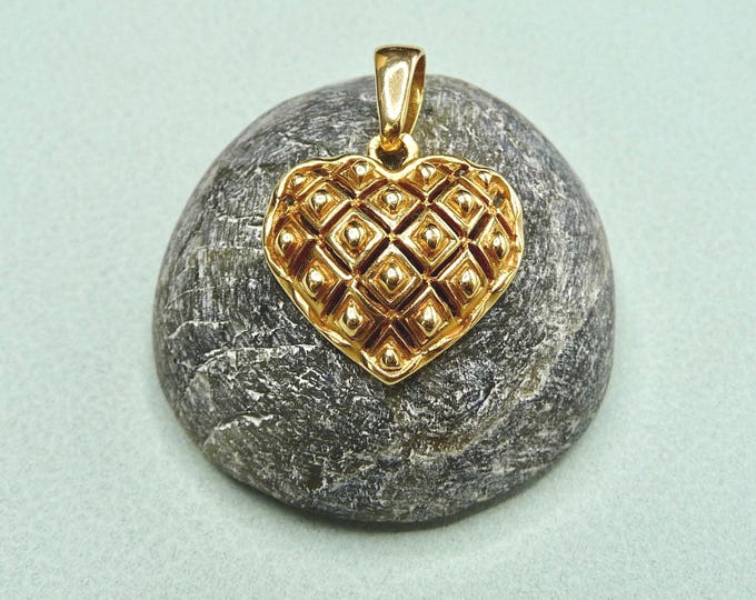 France. 18-carat gold pendant. Vintage.