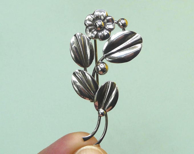 Silver brooch by H. Siersbol (Denmark) made in the 1950s.