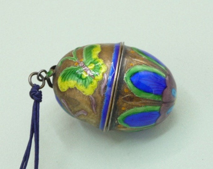 Necklace. China. Vintage.