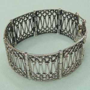 Pentti Sarpaneva (Finland). Silver bracelet. 1974. Vintage.